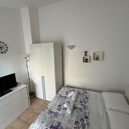 Apartment Nina สตารีกราด-ปาเคลนีซา ภายนอก รูปภาพ