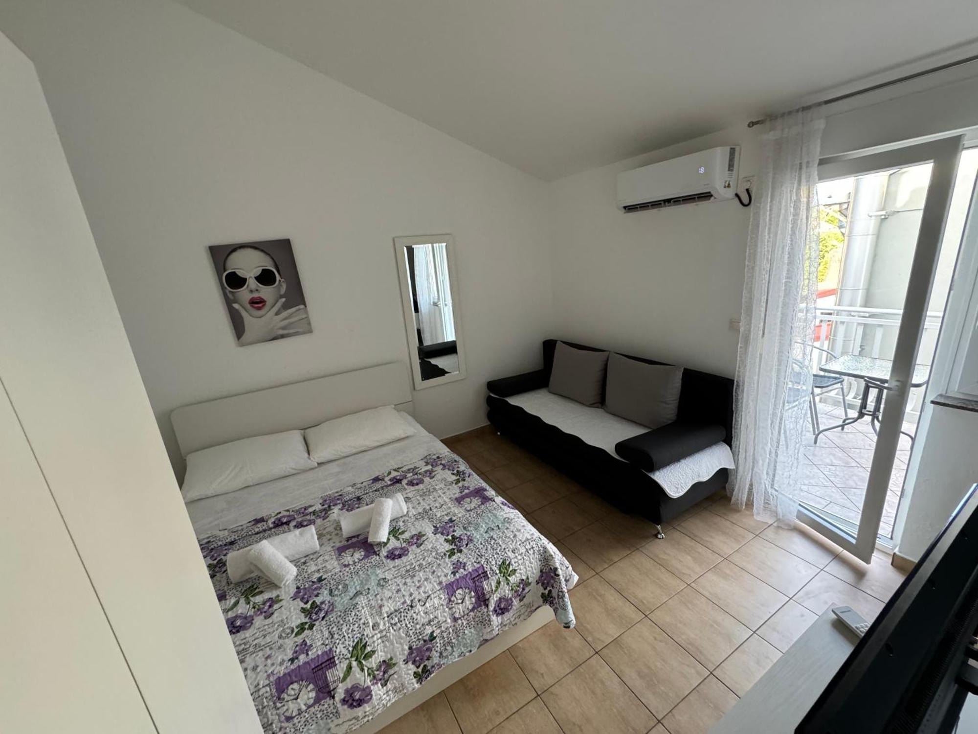 Apartment Nina สตารีกราด-ปาเคลนีซา ภายนอก รูปภาพ